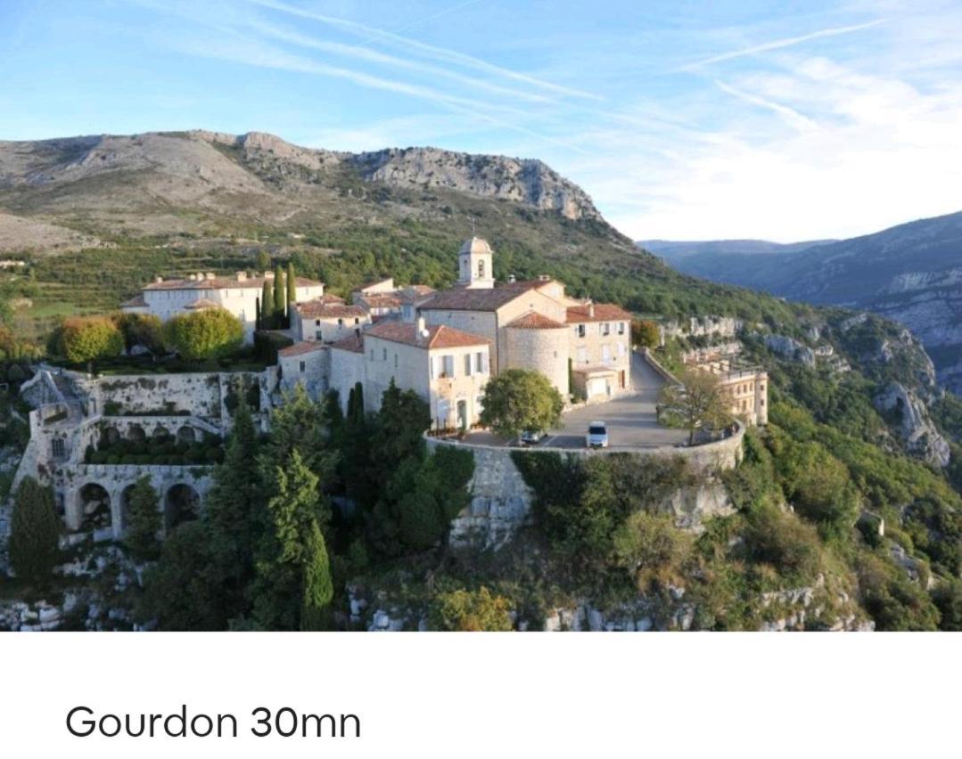 Bel Appartement Les Pieds Dans L'Eau Villeneuve-Loubet Esterno foto